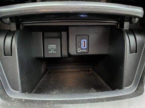 Used 2018 Honda Accord EX image 8