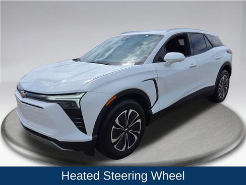 Used 2024 Chevrolet Blazer EV LT AWD/4WD image 18