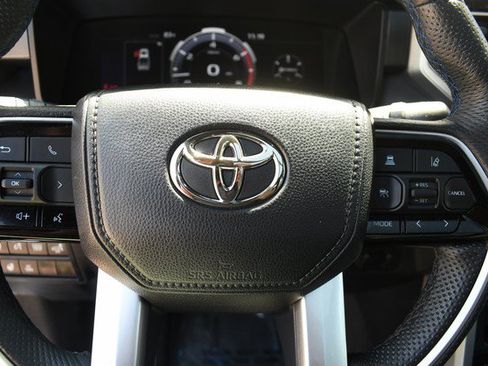Used 2023 Toyota Tundra Platinum AWD/4WD image 31
