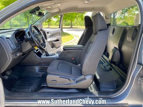 Used 2022 Chevrolet Colorado LT w/ Fleet Safety Package RWD image 16