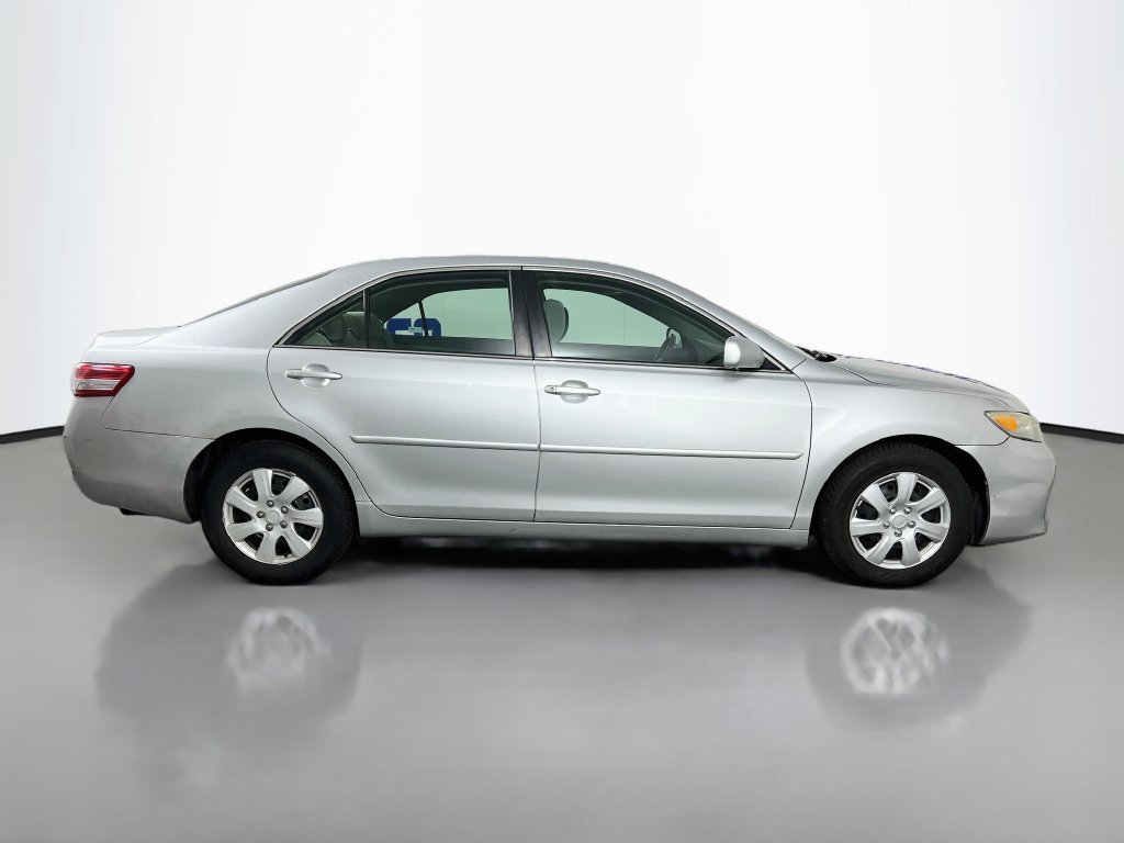 Used 2010 Toyota Camry FWD image 8