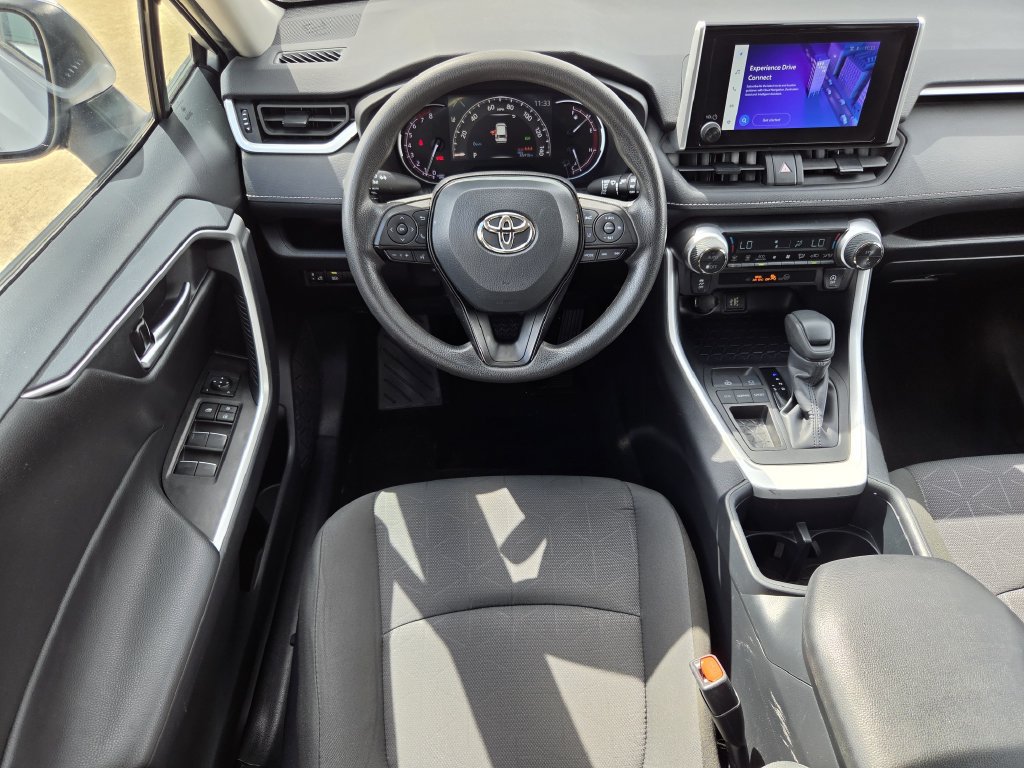 Used 2025 Toyota RAV4 XLE FWD image 14