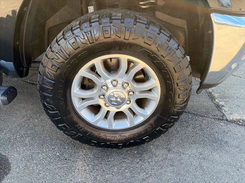 Used 2016 RAM 2500 Laramie image 16