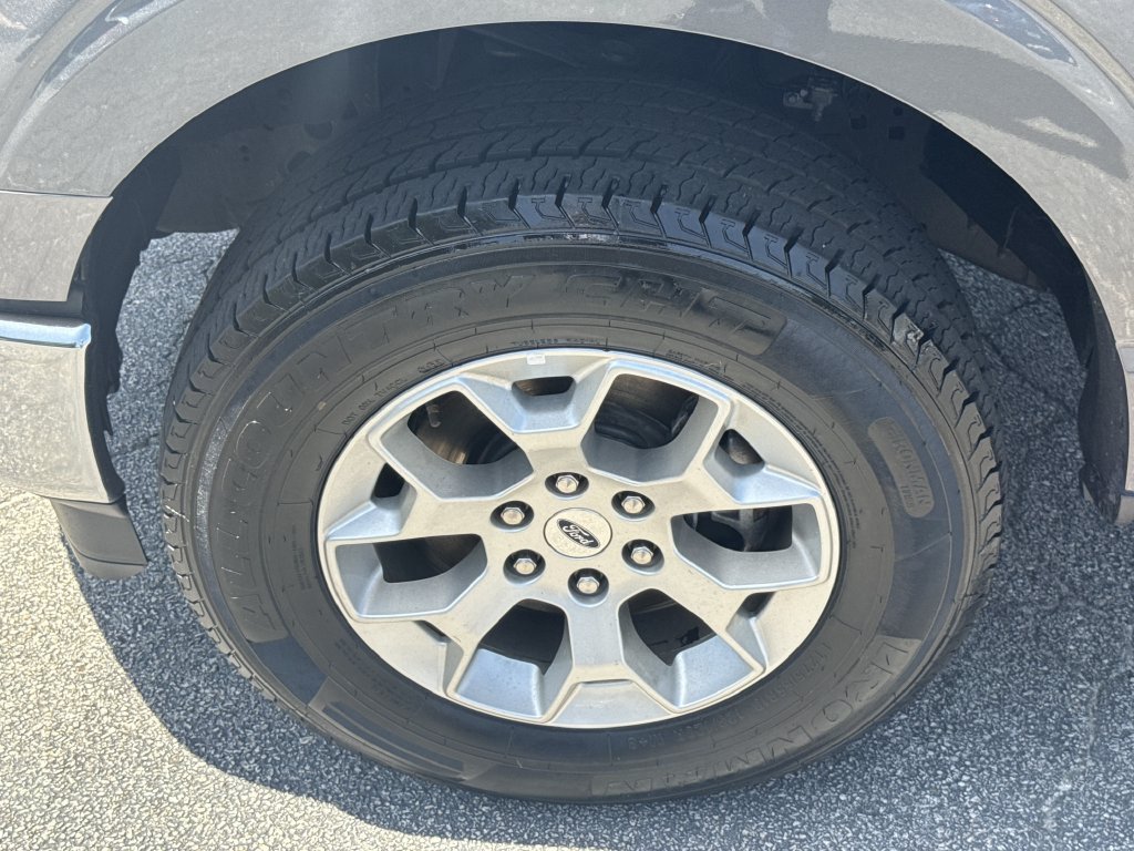 Used 2023 Ford F150 XLT AWD/4WD image 11