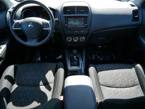 Used 2023 Mitsubishi Outlander Sport ES AWD/4WD image 13