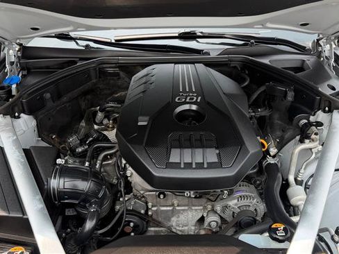 Used 2020 Genesis G70 2.0T Sport RWD image 10