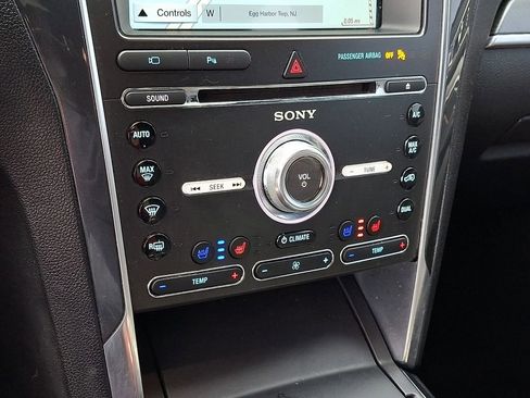 Used 2018 Ford Explorer Sport w/ Equipment Group 401A image 19