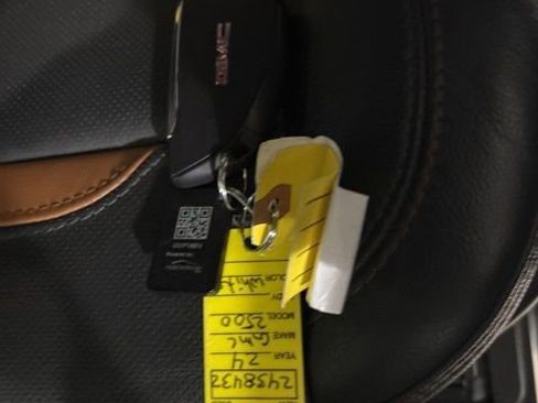 Used 2024 GMC Sierra 2500 AT4 w/ AT4 Premium Plus Package image 36