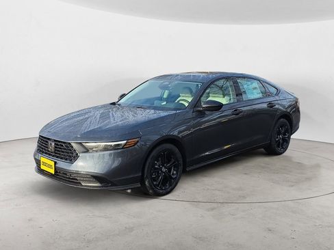 New 2025 Honda Accord SE image 1