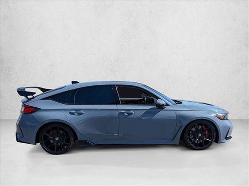 Used 2024 Honda Civic Type R image 4