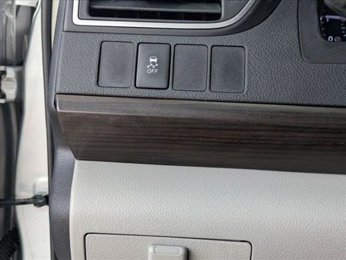 Used 2015 Toyota Camry XLE FWD image 15