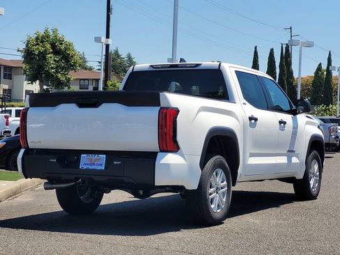 New 2026 Toyota Tundra SR5 AWD/4WD image 5
