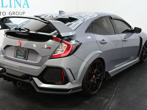Used 2019 Honda Civic Type R image 3
