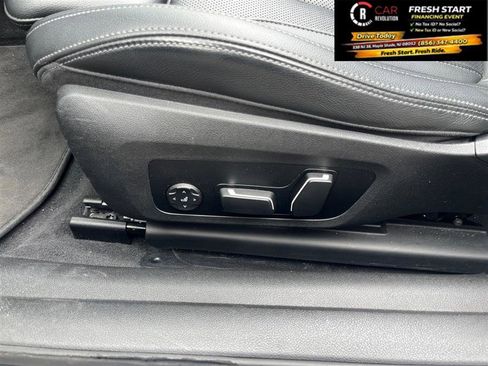 Used 2025 BMW 430i Convertible image 36