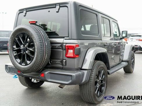Used 2023 Jeep Wrangler Unlimited Sahara w/ Cold Weather Group AWD/4WD image 6