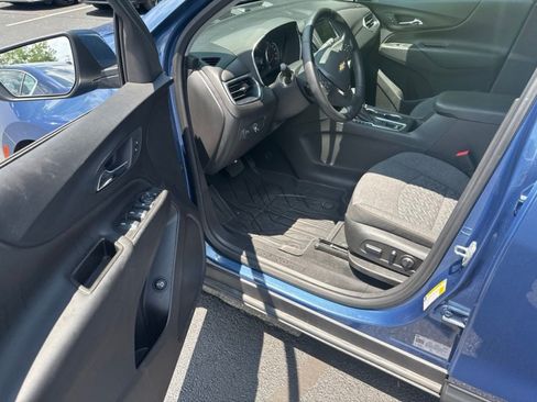 Used 2024 Chevrolet Equinox LT w/ LPO, Floor Liner Package FWD image 11