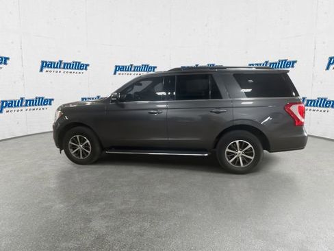 Used 2020 Ford Expedition XLT w/ Equipment Group 202A AWD/4WD image 5