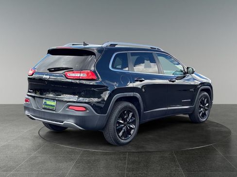 Used 2017 Jeep Cherokee Limited AWD/4WD image 9