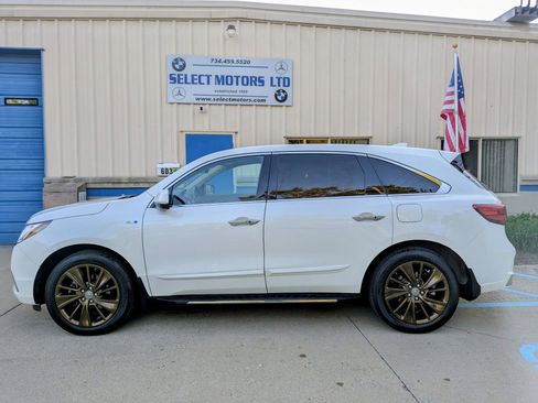Used 2018 Acura MDX Sport Hybrid w/ Technology Pkg AWD/4WD image 3