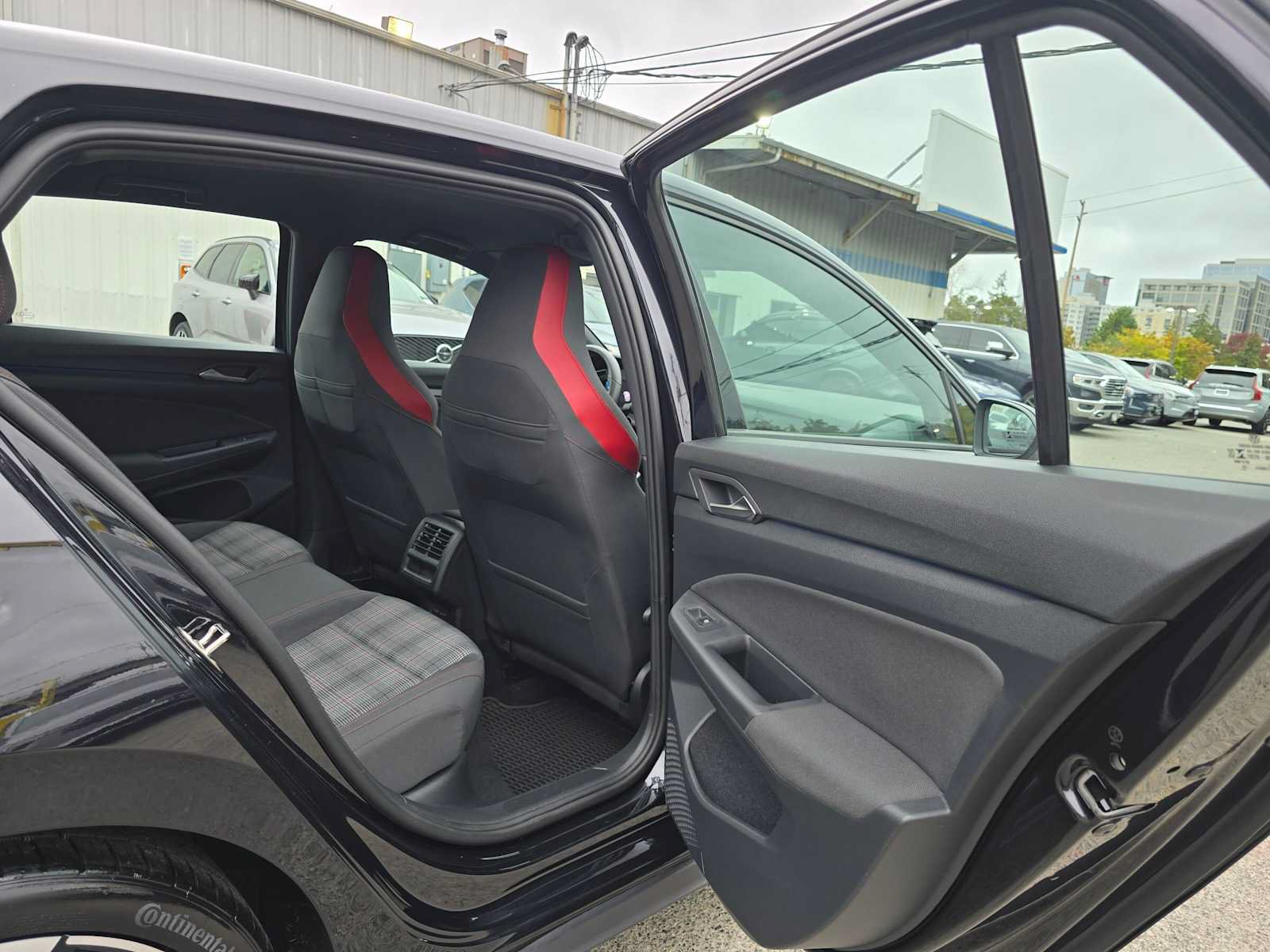 Used 2022 Volkswagen GTI S FWD image 13