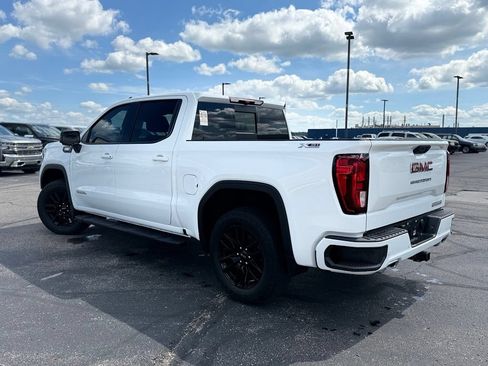 Used 2024 GMC Sierra 1500 Elevation w/ Elevation Premium Package AWD/4WD image 3