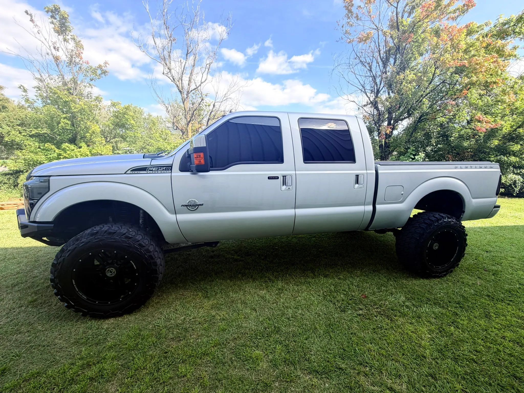 Used 2016 Ford F350 Platinum w/ FX4 Off-Road Package AWD/4WD image 4