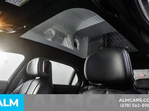 Used 2026 BMW 740i w/ Premium Package RWD image 21