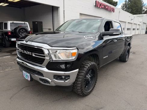 Used 2019 RAM 1500 Big Horn AWD/4WD image 3