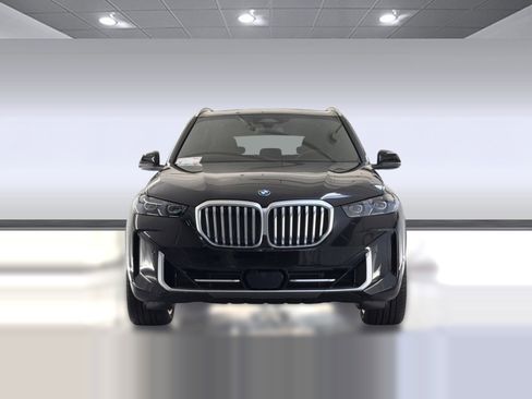 New 2026 BMW X5 xDrive50e w/ Parking Assistance Package image 6