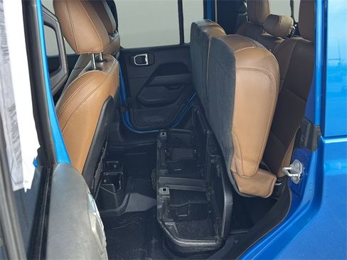 Used 2021 Jeep Gladiator Rubicon w/ Dual Top Group image 28