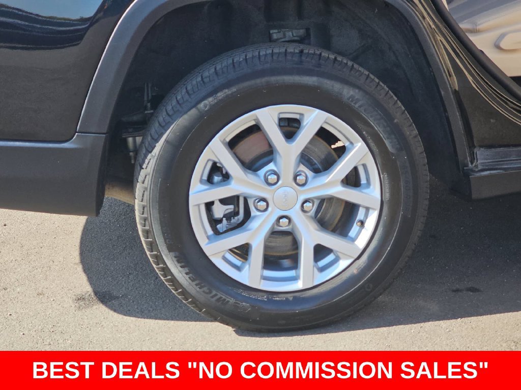 Used 2023 Jeep Grand Cherokee L Limited w/ Luxury Tech Group II AWD/4WD image 40