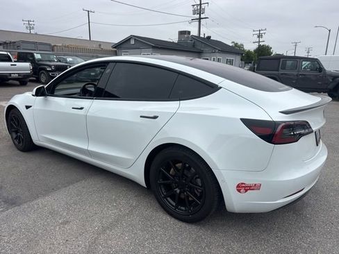 Used 2018 Tesla Model 3 Long Range RWD image 8