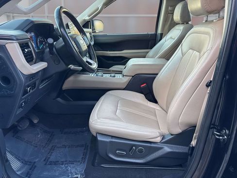 Used 2024 Ford Expedition Max Limited image 11