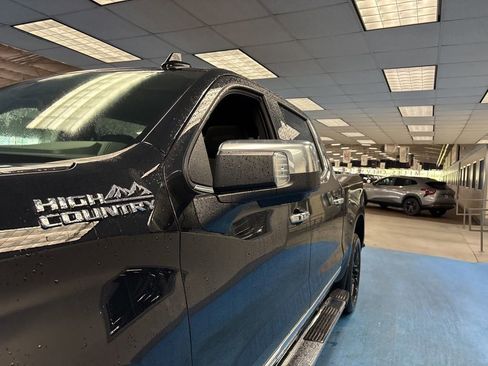 New 2026 Chevrolet Silverado 1500 High Country AWD/4WD image 17