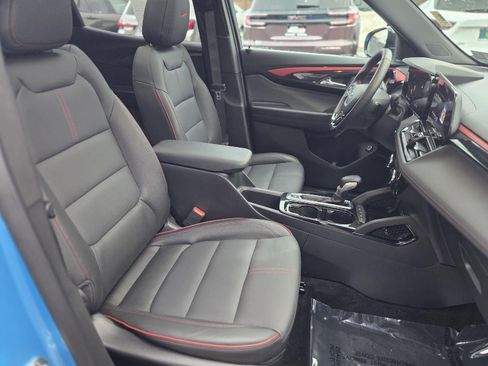Certified 2025 Chevrolet TrailBlazer RS w/ Convenience Package image 32