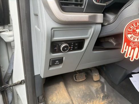 Used 2023 Ford F150 XLT AWD/4WD image 23