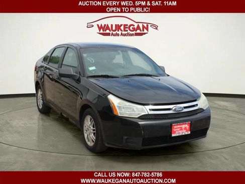 Used 2009 Ford Focus SE FWD image 3