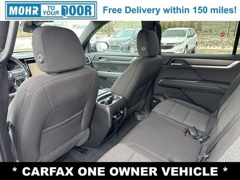 Used 2025 GMC Acadia Elevation image 30