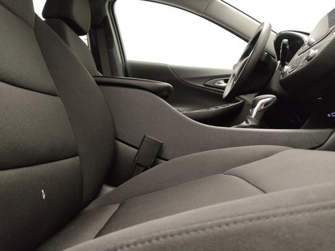 Used 2025 Chevrolet Malibu LT FWD image 21