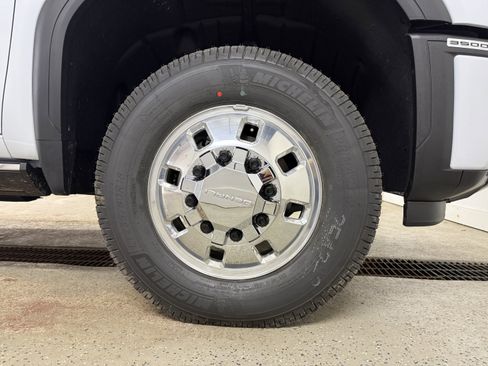 New 2026 GMC Sierra 3500 Denali Ultimate w/ Snow Plow Prep/Camper Package image 9