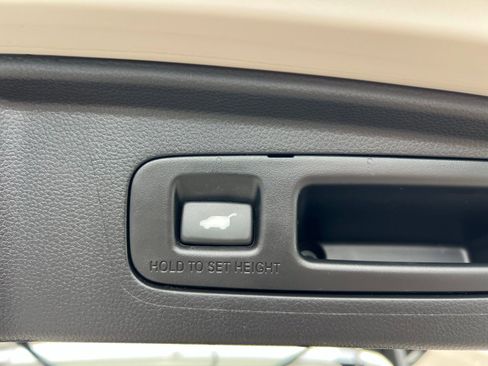 Used 2024 Honda CR-V EX-L image 24