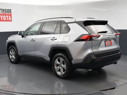 Used 2024 Toyota RAV4 XLE FWD image 3
