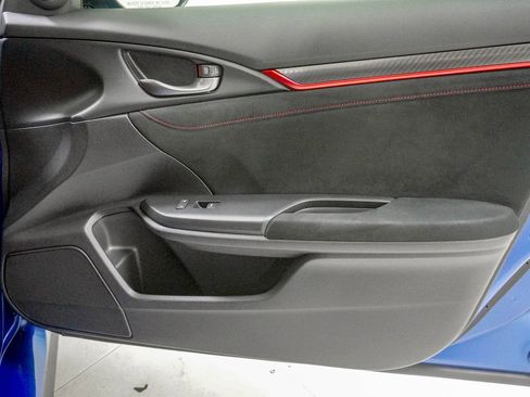 Used 2017 Honda Civic Type R image 32