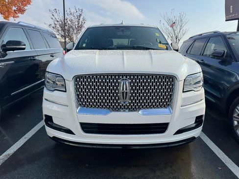 Certified 2023 Lincoln Navigator Reserve image 2