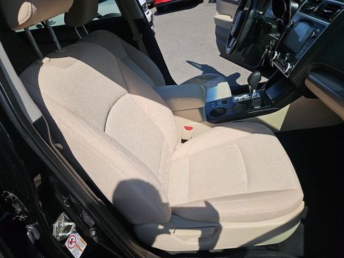 Used 2018 Subaru Outback 2.5i Premium AWD/4WD image 15