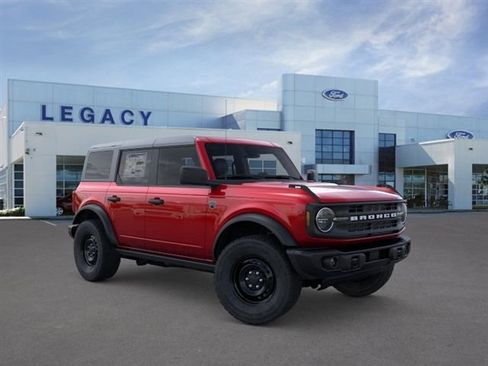 New 2026 Ford Bronco Big Bend w/ Black Diamond Package AWD/4WD image 7