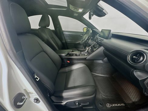 Used 2023 Lexus IS 300 w/ Premium Package image 33