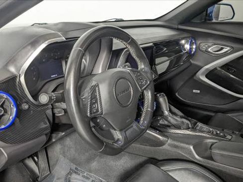 Used 2016 Chevrolet Camaro LT w/ RS Package image 23