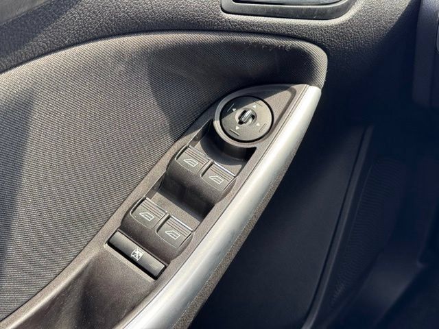 Used 2013 Ford Focus ST FWD image 33