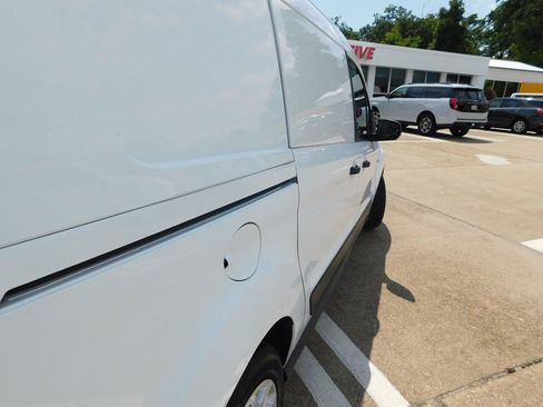 Used 2016 Ford Transit Connect XL FWD image 9